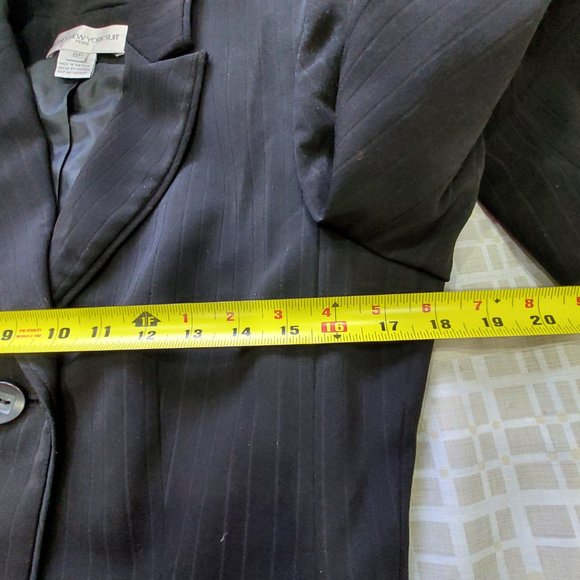 Jones New York Black Business PinStripe Stretchy Pants Blazer Suit Set, Sz 8P - Picture 10 of 16